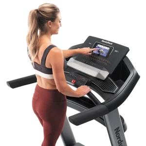 NordicTrack Elite 900 Treadmill