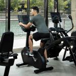 Life Fitness Integrity Series S Upright Bike with SL Console