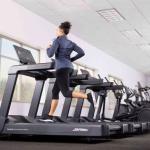 Life fitness Aspire Series Treadmill With SL Console