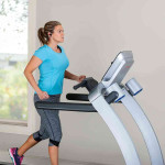 Life Fitness 3 HP T5 Treadmill, Base+Track Console